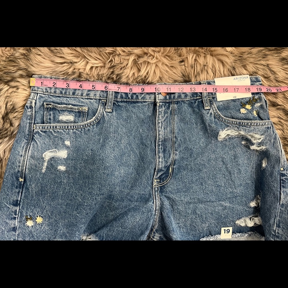 Arizona & Co Hi-Rise Shortie Shorts-Juniors NWT Size 19 - Picture 11 of 14